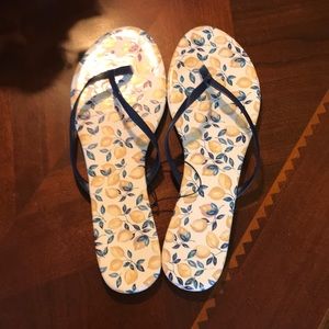 NWT Navy Lemon Print Juniper+Lime Thong FlipFlips